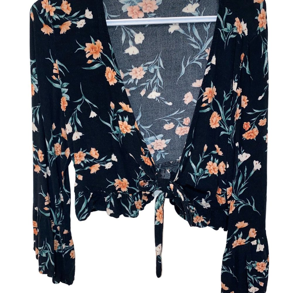 Floral Top - Picture 3 of 3